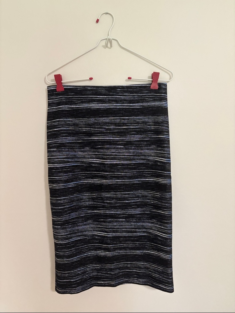 Nicole Miller Black & Gray Striped Knit Pencil Skirt